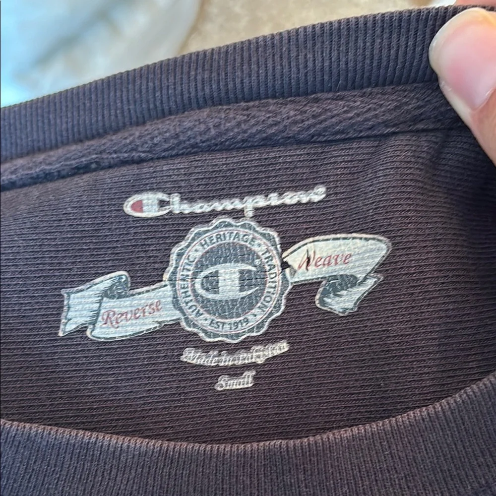 Champion Fairfield University Washed Black Slim Fit Crewneck Pullover Size Small